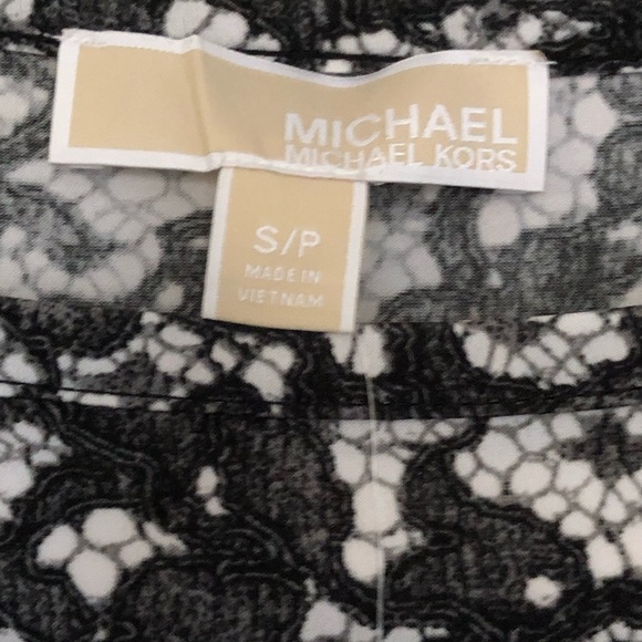 MICHAEL KORS NWT l/s lace pattern dress. Size Sm. - Picture 3 of 10